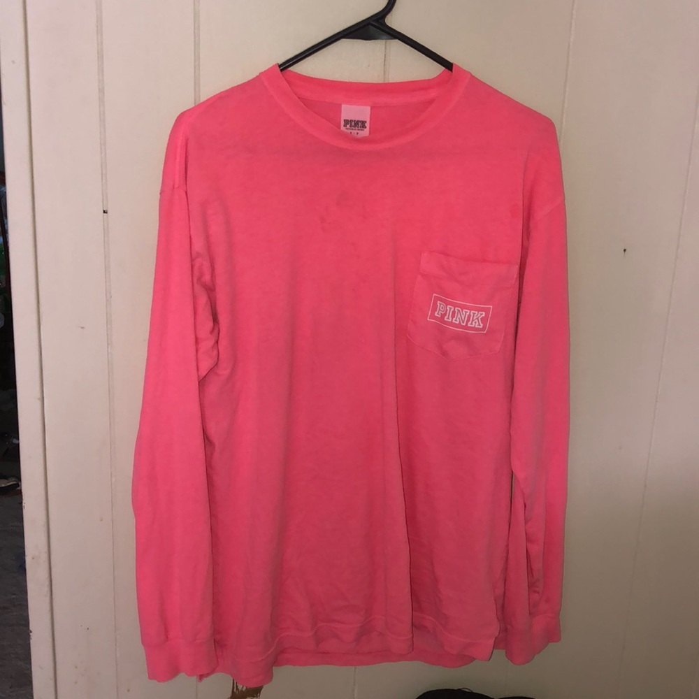 VS PINK Long sleeved t shirt
